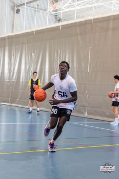 z1a2300-avec-accentuation-bruit