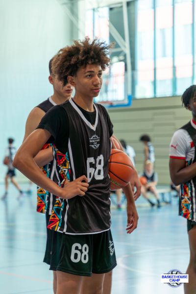 z1a3307-avec-accentuation-bruit