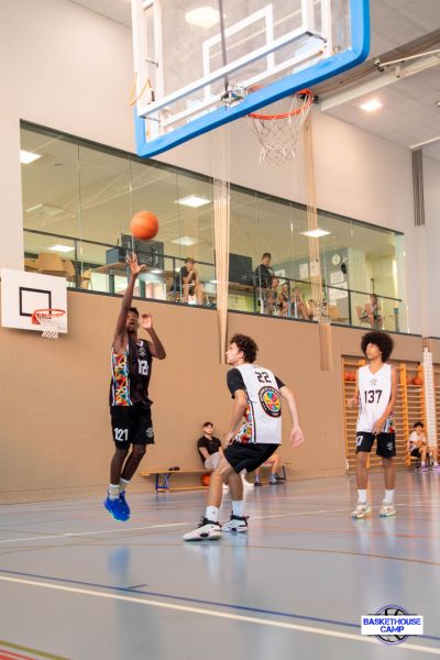 z1a5230-avec-accentuation-bruit