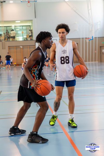 z1a5437-avec-accentuation-bruit