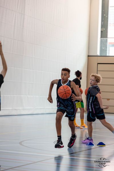 z1a0695-avec-accentuation-bruit