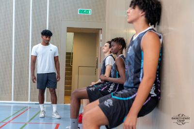 z1a0778-avec-accentuation-bruit-3