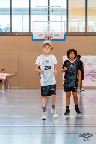 z1a0975-avec-accentuation-bruit