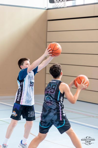 z1a1186-avec-accentuation-bruit