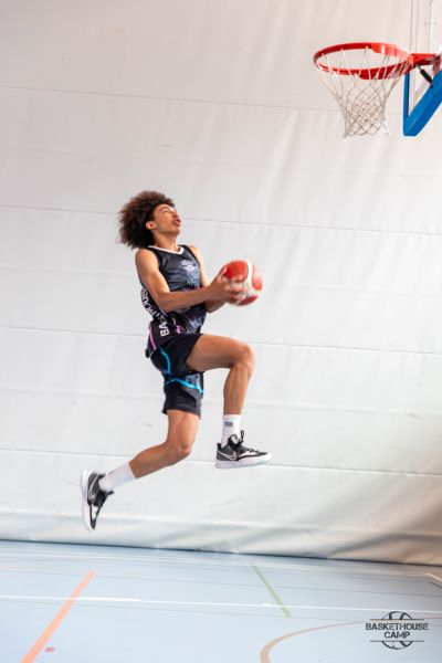 z1a1321-avec-accentuation-bruit