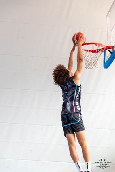 z1a1358-avec-accentuation-bruit