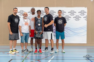 z1a1765-avec-accentuation-bruit